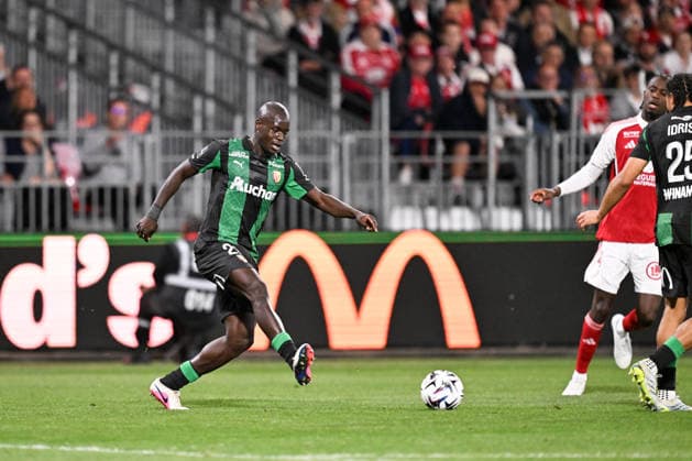 Stade Brestois 29 v RC Lens - Ligue 1 McDonald s 2025 2026 20 Malang SARR (rcl) during the Ligue 1 McDonald s match between Brest and Lens at Stade Francis Le Ble on April 24, 2026 in Brest, France. Brest France  Copyright: xFEPx 776348372