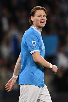 CALCIO - Serie A - SSC Napoli vs US Cremonese Scott McTominay of S.S.C. Napoli celebrates after scoring the goal of 1-0 during the Serie A Championship between S.S.C. Napoli and U.S. Cremonese at the Diego Armando Maradona Stadium on April 24, 2026 in Naples, Italy. Naples Italy  Copyright: xIPAxSport ABACAx
