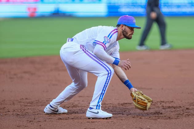 APR 24, 2026: Kansas City Royals infielder Nick Loftin (12) fields a ball against the Los Angeles Angels at Kauffman Stadium in Kansas City, MO. CSM MLB, Baseball Herren, USA 2026: Angels Vs Royals April 24th  - ZUMAc04_ 20260425_zma_c04_014 Copyright: xRomanxPunox