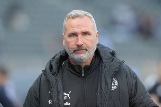 25 04 2025, xtgx, Fußball 2 Bundesliga, Hertha BSC Berlin Holstein Kiel emspor, v l Tim Walter Kiel, Trainer Portrait, Portraet, Einzelbild DFL DFB REGULATIONS PROHIBIT ANY USE OF PHOTOGRAPHS as IMAGE SEQUENCES and or QUASI VIDEO Berlin