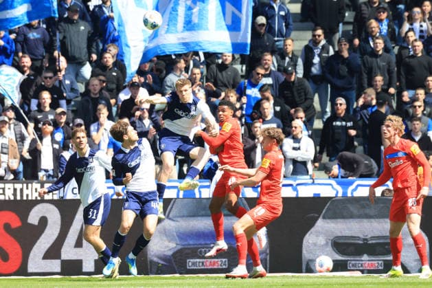 DEU, DFL, 2 FBL, Hertha BSC vs Holstein Kiel, 25 04 2026, Berliner Olympiastadion, Berlin, DEU, DFL, 2 FBL, Hertha BSC vs Holstein Kiel, in the picture Luca Schuler Hertha BSC Berlin 18 , Linus Gechter Hertha BSC Berlin 44 , Marton Dardai Hertha BSC Berlin 31 , Phil Harres Holstein Kiel 19 , Noah Oberbeck Holstein Kiel 39 DFL regulations prohibit any use of Photographs as image sequences and or quasi video nordphotoxGmbHx xEngler nph00076