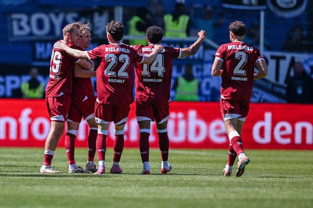 25 04 2026, Soccer, 2 Bundesliga, 31 Matchday Season 2025 2026, Preußen Münster DSC Arminia Bielefeld, Mael Corboz DSC Arminia Bielefeld is happy about the goal to 1 3, xRHR PHOTO TKx Copyright: RHR-FOTOx RHR-FOTO TK