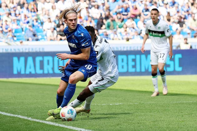 25 04 2026, xrekx, Soccer 2 Bundesliga, Karlsruher SC Hannover 96 v l David Herold Karlsruher SC DFL DFB REGULATIONS PROHIBIT ANY USE OF PHOTOGRAPHS as IMAGE SEQUENCES and or QUASI VIDEO Karlsruhe