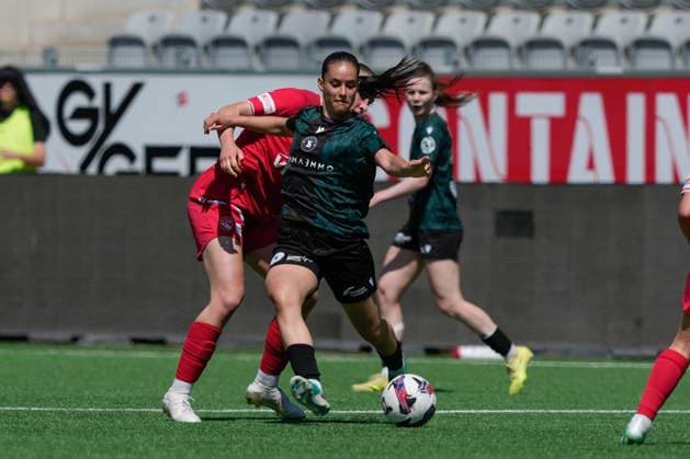 Switzerland AXA Women s Super League 2025 26, FC Thun vs Yverdon Sport FC Stockhorn Arena, Thun Ines Khiri 9 Yverdon Copyright: xKjetilxWaberx