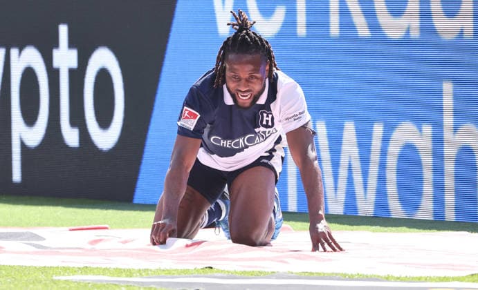 Deyovaisio Zeefuik disappointed after missed goal chance Disappointment Sports Soccer Football DFL 2 Bundesliga Men 31 Matchday Season 2025 2026 25 04 2026 Hertha BSC Berlin vs Holstein Kiel KSV DFL regulations prohibit any use of photographs as image sequences and or quasi video