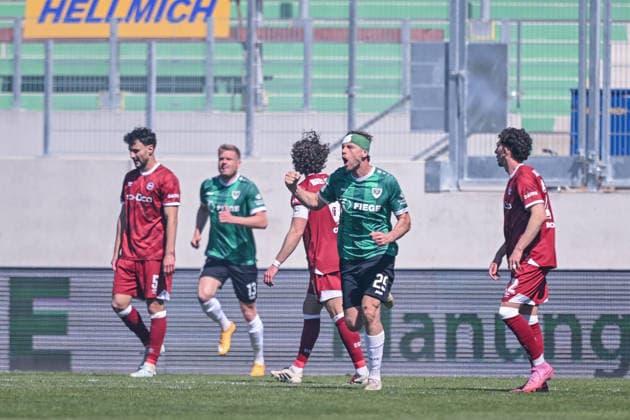 25 04 2026, Soccer, 2 Bundesliga, 31 Matchday Season 2025 2026, Preußen Münster DSC Arminia Bielefeld, Imad Rondic Preußen Münster celebrates the goal for 2 3, xRHR PHOTO TKx Copyright: RHR-FOTOx RHR-FOTO TK