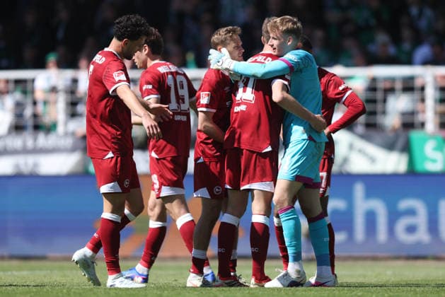 Soccer 2 Bundesliga 31 Matchday SC Preußen Münster DSC Arminia Bielefeld on 25 04 2026 at LVM Preußenstadion in Münster Final cheer Bielefeld players celebrate the away win DFL regulations prohibit any use of photographs as image sequences and or quasi video xJRx