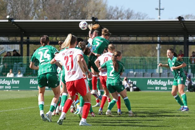 Google Pixel Women Bundesliga, RB Leipzig SV Werder Bremen 25 04 2026 Header scramble in the penalty area of Bremen between Annabel Schasching 16, RB Leipzig and Larissa Mühlhaus 7, Werder Bremen Football, Google Pixel Women Bundesliga, Season 2025 2026, Matchday 23 RB Leipzig vs SV Werder Bremen on 25 04 2026, Training Center Cottaweg, Leipzig DFB REGULATIONS PROHIBIT ANY USE OF PHOTOGRAPHS AS IMAGE SEQUENCES AND OR QUASI VIDEO Copyright: xBEAUTIFULxSPORTS JanxKaeferx