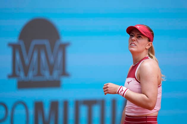 April 25, 2026, Madrid, Madrid, Spain: Dalma Galfi of Hungary plays against Mirra Andreeva of Russia during the Mutua Madrid Open 2026, ATP, Tennis Herren Masters 1000 and WTA, Tennis Damen 1000, at La Caja Magica on April 25, 2026 in Madrid, Spain. Madrid Spain - ZUMAa181 20260425_zaa_a181_067 Copyright: xOscarxJ.xBarrosox
