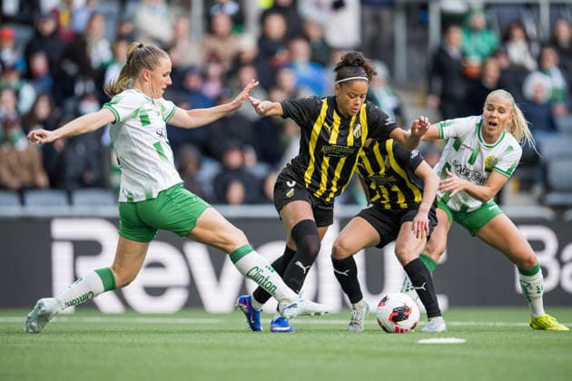 260425 Felicia Schröder of Häcken during the UEFA Women s Europa Cup final match leg 1 between Hammarby and Häcken on April 25, 2026 in Stockholm Photo Jonathan Näckstrand BILDBYRAN COP 94 JN0267 fotboll football soccer fotball europa cup hammarby häcken uefa womens europa cup dam bbeng  Copyright: JONATHANxNÄCKSTRAND BB260425JN027