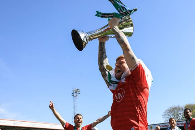 Rochdale v York City - Enterprise National League York City celebrates returning to the league during the Enterprise National League match between Rochdale and York City at Spotland Stadium in Rochdale, United Kingdom, on April 25, 2026. Rochdale Greater Manchester United, ManU Kingdom  Copyright: xMIxNewsx originalFilename:fletcher-rochdale260425_np72y.jpg