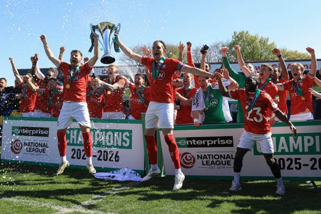Rochdale v York City - Enterprise National League York City celebrates returning to the league during the Enterprise National League match between Rochdale and York City at Spotland Stadium in Rochdale, United Kingdom, on April 25, 2026. Rochdale Greater Manchester United, ManU Kingdom  Copyright: xMIxNewsx originalFilename:fletcher-rochdale260425_npGRM.jpg