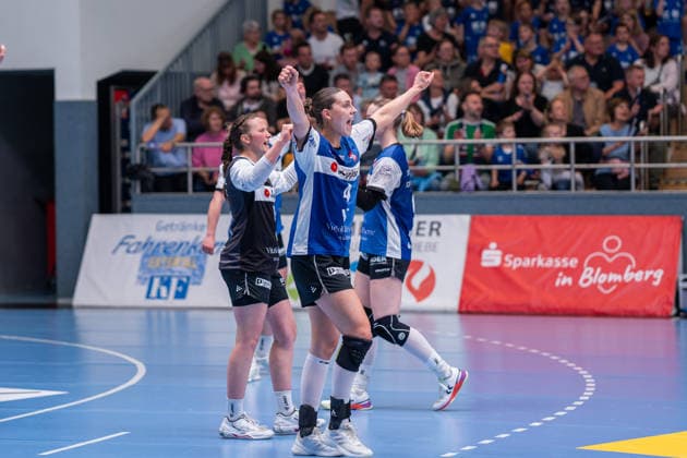 HSG Blomberg Lippe GER vs Thueringer HC GER Handball, 1 Handball Bundesliga Women, Semifinal, Match 1, 25 4 2026, Season 2025 2026, Blomberg Andrea Jacobsen HSG Blomberg Lippe, 04 cheers after a goal Blomberg Sporthalle an der Ulmenallee Germany