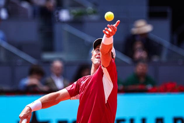 Mutua Madrid Open 2026 - Day 6 Casper Ruud of Norway competes against Jaume Munar of Spain during their Men s Singles match on Day Six of the Mutua Madrid Open at La Caja Magica on April 25, 2026, in Madrid, Spain. Madrid Madrid Spain  Copyright: xMiguelxReisx originalFilename:reis-notitle260425_npRh8.jpg