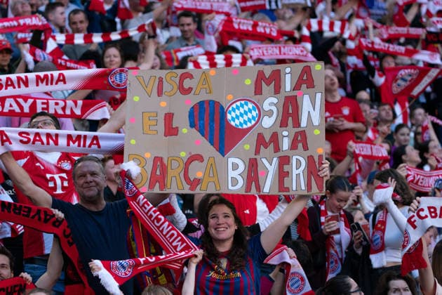 MUNICH, GERMANY - APRIL 25: The Fan of the UEFA Women s Champions League Semi-final match between FC Bayern München and FC Barcelona, Barca at Allianz Arena on April 25, 2026 in Munich, Germany. (Photo by Qianru Zhang Press Photo)  Copyright: xQianruxZhang SPPx Sportspressphoto_SPR135713
