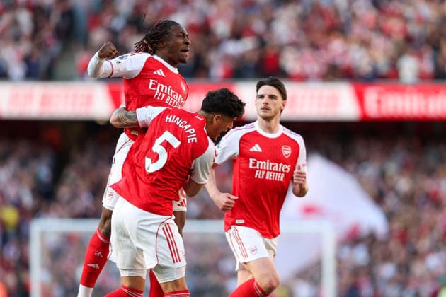Arsenal gegen Newcastle United 25. April 2026 London Premier League Fußball Arsenal gegen Newcastle United Eberechi Eze von Arsenal jubelt nach dem Führungstreffer Foto von Mark Leech London UK  Copyright: xMarkxLeechxOffside