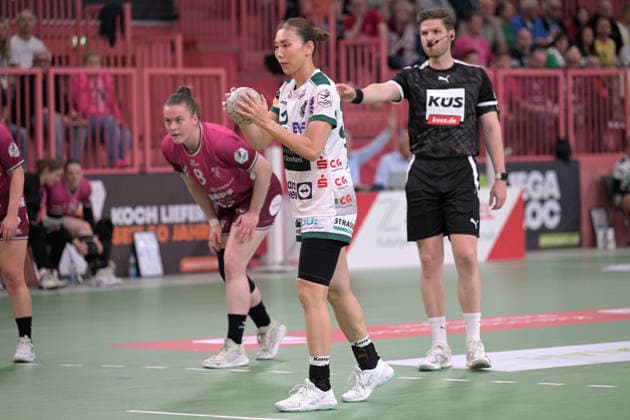 Haruno Sasaki FrischAuf Goeppingen, 32 at 7 meters TusSies Metzingen vs FrischAuf Goeppingen , Handball, Alsco HBF, 2 Play Off League Matchday, Season 2025 2026, 25 04 2026 TusSies Metzingen vs FrischAuf Goeppingen , Handball, Alsco HBF, 2 Play Off League Matchday, Season 2025 2026, 25 04 2026 Tuebingen Copyright: xEibner-Pressefoto TobiasxBaurx EP_TBR