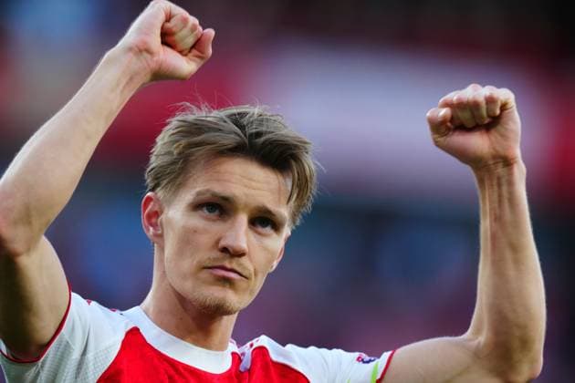 Martin Odegaard of Arsenal celebrates at full time Arsenal v Newcastle United, Premier League, Football, Emirates Stadium, London, UK - 25 Apr 2026London Emirates Stadium United Kingdom EDITORIAL USE ONLY No use with unauthorised audio, video, data, fixture lists, club league logos or live services. Online in-match use limited to 120 images, no video emulation. No use in betting, games or single club league player publications. Copyright: xJavierxGarcia Shutterstockx 16838834ag