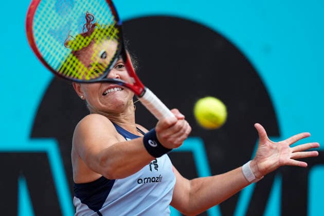 April 25, 2026, Madrid, Madrid, Spain: Jasmine Paolini of Italy plays against Hailey Baptiste of USA during the Mutua Madrid Open 2026, ATP, Tennis Herren Masters 1000 and WTA, Tennis Damen 1000, at La Caja Magica on April 25, 2026 in Madrid, Spain. Mutua Madrid Open 2026 - Day 6  - ZUMAa181 20260425_zaa_a181_296 Copyright: xOscarxJ.xBarrosox