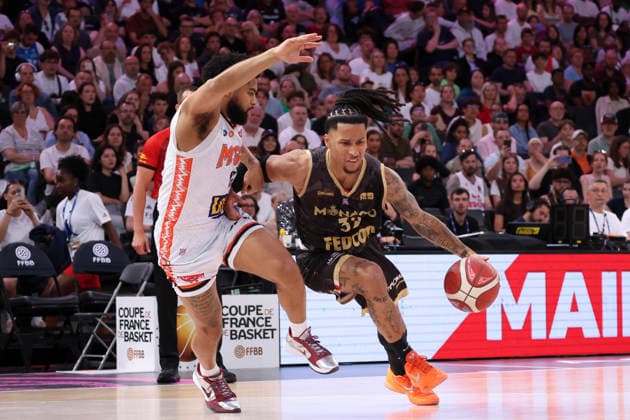 BASKETBALL : Le Mans Vs Monaco - Finale coupe de France masculine - 25 04 2026 Matthew Strazel (Monaco) Vs Trevor Hudgins (Le Mans) ParisFrance  Copyright: xMichaelxBaucherx