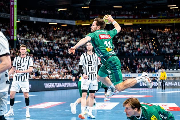 25 04 2026, xdobgx, Handball Daikin HBL, THW Kiel SC DHfK Leipzig v l Lukas Binder SC DHfK Leipzig Verein, 11 beim Wurf, in action, throwing Kiel