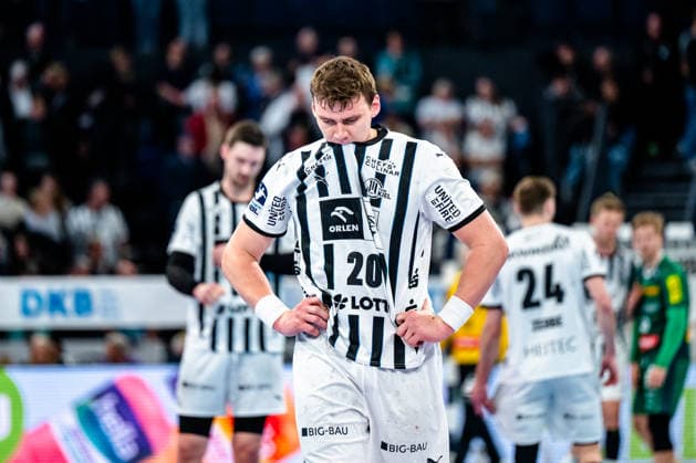 25 04 2026, xdobgx, Handball Daikin HBL, THW Kiel SC DHfK Leipzig v l Lukas Laube Kiel, 20 disappointed, looks disappointed, disappointed Kiel