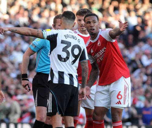 Football - 2025 2026 Premier League - Arsenal vs. Newcastle United - Emirates Stadium - Saturday 25th April 2026 Gabriel of Arsenal argues with the referee after Newcastle goalkeeper, Nick Pope fouled Viktor Gyokeres outside the box 