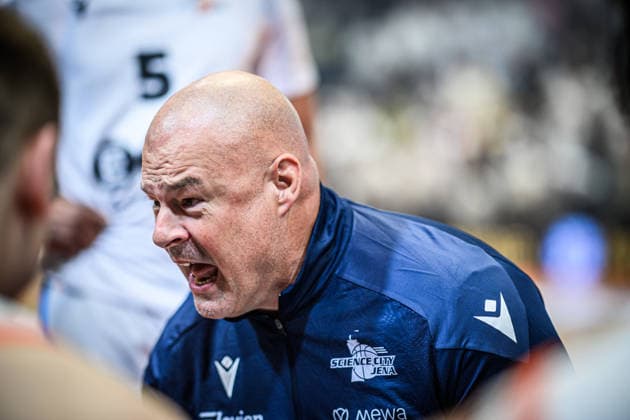 easycredit BBL Basketball Bundesliga 2025 2026 31 Matchday 25 04 2026 Science City Jena vs VET CONCEPT Gladiators Trier Jena coach Mike Taylor emotional in the team speech, portrait Sparkassen Arena