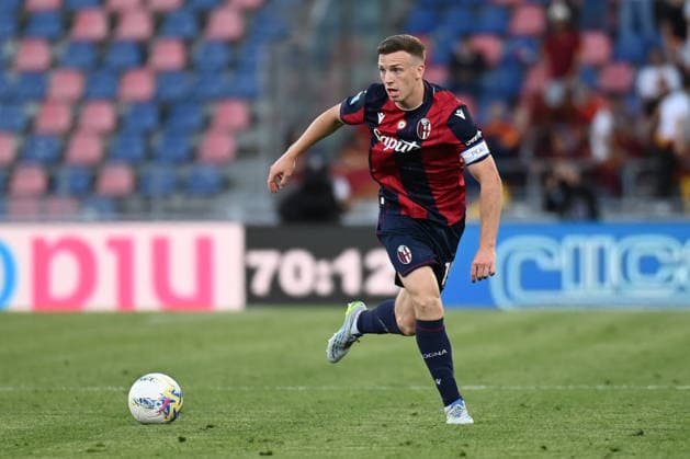 Lewis Ferguson (Bologna Fc) in action during Bologna FC vs AS Roma, Italian soccer Serie A match in Bologna, Italy, April 25 2026  Copyright: xGianlucaxRicci IPAxSportx xipa-agency.netx xx IPA_74229800 IPA_Agency_IPA74229800