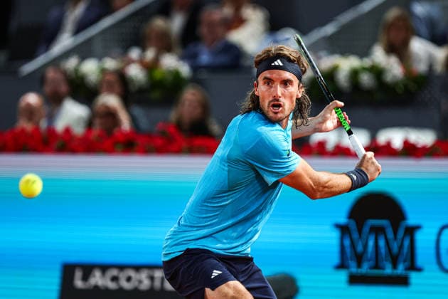 Mutua Madrid Open 2026 - Day 6 Stefanos Tsitsipas of Greece competes during his Men s Singles match on Day Six of the Mutua Madrid Open at La Caja Magica on April 25, 2026, in Madrid, Spain. Madrid Madrid Spain  Copyright: xMiguelxReisx originalFilename:reis-notitle260425_npm2l.jpg