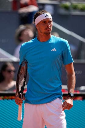 April 25, 2026, Madrid, Madrid, Spain: Alexander Zverev Germany plays against Mariano Navone of Argentina during the Mutua Madrid Open 2026, ATP, Tennis Herren Masters 1000 and WTA, Tennis Damen 1000, at La Caja Magica on April 25, 2026 in Madrid, Spain. Madrid Spain - ZUMAa181 20260425_zaa_a181_252 Copyright: xOscarxJ.xBarrosox