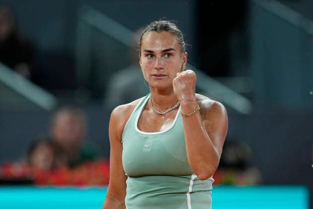 April 25, 2026, Madrid, Madrid, Spain: Aryna Sabalenka of Belarus reacts against Jaqueline Cristian of Romania during the Mutua Madrid Open 2026, ATP, Tennis Herren Masters 1000 and WTA, Tennis Damen 1000, at La Caja Magica on April 25, 2026 in Madrid, Spain. Mutua Madrid Open 2026 - Day 6  - ZUMAa181 20260425_zaa_a181_459 Copyright: xOscarxJ.xBarrosox