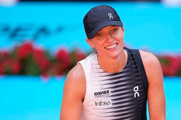 April 25, 2026, Madrid, Madrid, Spain: Iga Swiatek of Poland laments against Ann Li of USA during the Mutua Madrid Open 2026, ATP, Tennis Herren Masters 1000 and WTA, Tennis Damen 1000, at La Caja Magica on April 25, 2026 in Madrid, Spain. Madrid Spain - ZUMAa181 20260425_zaa_a181_200 Copyright: xOscarxJ.xBarrosox