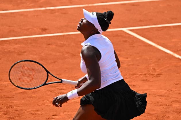 Mutua Madrid Open - Venus Williams Venus Williams (USA) during a double match at the Mutua Madrid Open in Madrid , Spain, on April, 25, 2026. Photo by Corinne Dubreuil ABACAPRESS.COM Madrid Spain  Copyright: xDubreuilxCorinne ABACAx
