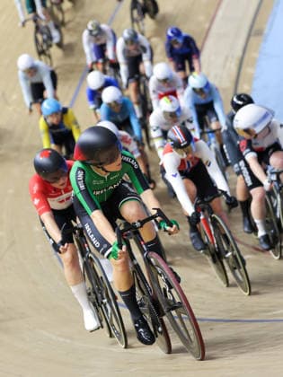UCI Track World Cup: Nilai Picture by Alex Whitehead SWpix.com - 26 04 2026 - Cycling - UCI Track World Cup: Nilai - Velodrom Nasional Malaysia, Nilai, Malaysia - Women s Omnium - Scratch Race 1 4 - Lara Gillespie (Ireland) Copyright: x xSWpix.comx(t axPhotographyxHubxLtd)xAlexxWhitehead SWpix.comx SWP-3030-13270