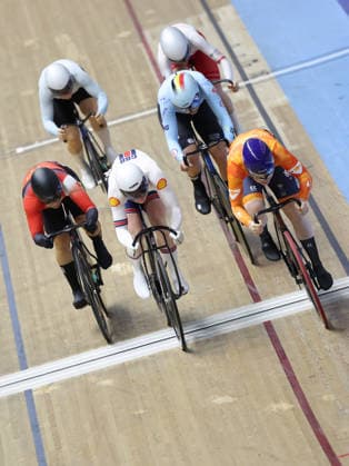 UCI Track World Cup: Nilai Picture by Alex Whitehead SWpix.com - 26 04 2026 - Cycling - UCI Track World Cup: Nilai - Velodrom Nasional Malaysia, Nilai, Malaysia - Women s Keirin - Semifinals - Emma Finucane (Great Britain), Hetty van de Wouw (Netherlands), Lijuan Wang (China), Zita Gheysens (Belgium) Copyright: x xSWpix.comx(t axPhotographyxHubxLtd)xAlexxWhitehead SWpix.comx SWP-3030-13280