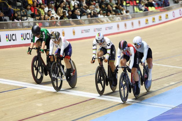 UCI Track World Cup: Nilai Picture by Alex Whitehead SWpix.com - 26 04 2026 - Cycling - UCI Track World Cup: Nilai - Velodrom Nasional Malaysia, Nilai, Malaysia - Women s Omnium - Elimination Race 3 4 - Anita Yvonne Stenberg (Norway), Lorena Wiebes (Netherlands), Lara Gillespie (Ireland), Yumi Kajihara (Japan) Copyright: x xSWpix.comx(t axPhotographyxHubxLtd)xAlexxWhitehead SWpix.comx SWP-3030-13330