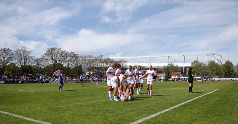 26 04 2026, Germany, Stuttgart, Soccer 2 Women Bundesliga, Matchday 15, VfB Stuttgart vs SV Meppen 1912, Cheering after the 2 0 goal, Scorer Maximiliane Rall VfB , Overview PSV Stadion with MHP Arena in the background