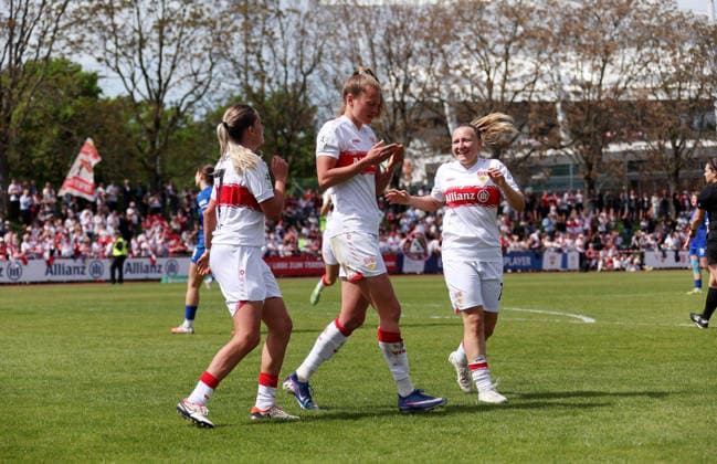 26 04 2026, Germany, Stuttgart, Soccer 2 Womens Bundesliga, Matchday 15, VfB Stuttgart vs SV Meppen 1912, Cheering after the 2 0 goal, Scorer Maximiliane Rall VfB