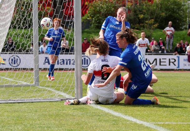 26 04 2026, Germany, Stuttgart, Soccer 2 Women Bundesliga, Matchday 15, VfB Stuttgart vs SV Meppen 1912, 2 0 Goal, f l Nina Rolfes SVM , Scorer Maximiliane Rall VfB , Chantal Schouwstra SVM
