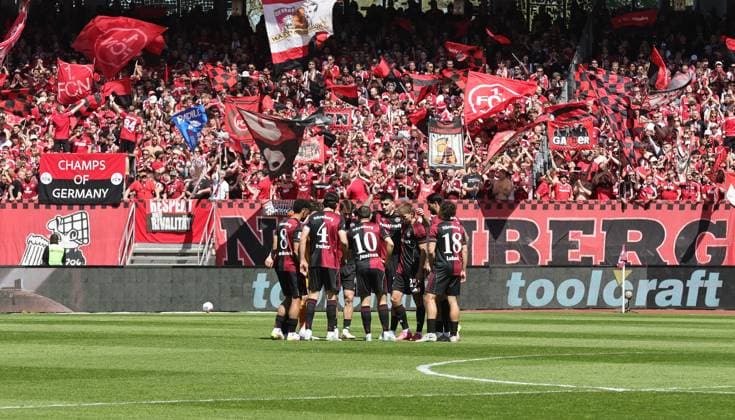 26 04 2026 Soccer Season 2025 2026 2 Soccer Bundesliga 31 Matchday 1 FC Nürnberg FCN Club 1 FC Magdeburg FCM Sportfoto Zink DaMa xdaxmax DFL regulations prohibit any use of photographs as image sequences and or quasi video only for editorial use Team Team of FCN with circle before start of match