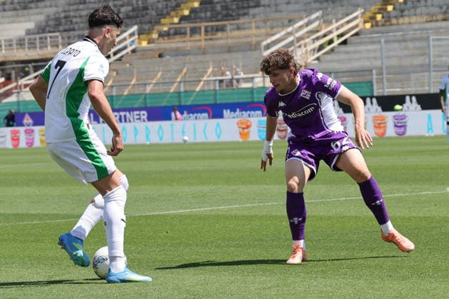 ACF Fiorentina v US Sassuolo Calcio - Serie A Luis Balbo of ACF Fiorentina during the Italian Serie A football match between ACF Fiorentina and US Sassuolo Calcio , on April 26 ,2026 at the Artemio-Franchi stadium in Florence. Firenze FI Italy  Copyright: xAndreaxMartinix originalFilename:martini-acffiore260426_npy2n.jpg