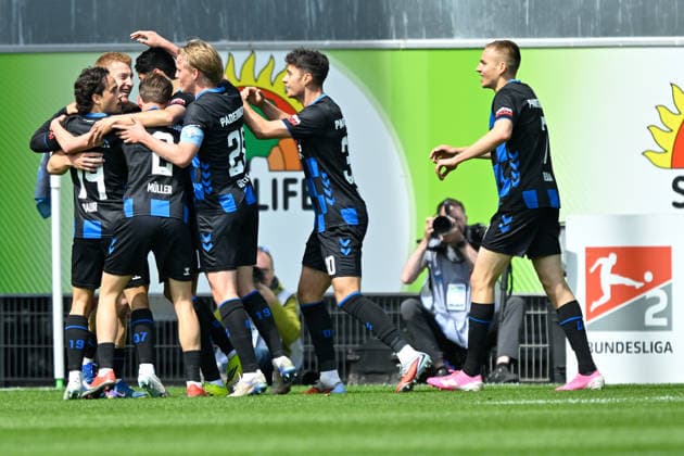 Paderborn, Home Deluxe Arena, 26 04 26, GER, Herren, 2 Bundesliga, Saison 2025 2026, SC Paderborn 07 FC Schalke 04 Bild Laurin CURDA Paderborn jubilates after his goal for 1 0 DFL regulations prohibit any use of photographs as image sequences and or quasi video NRW Germany