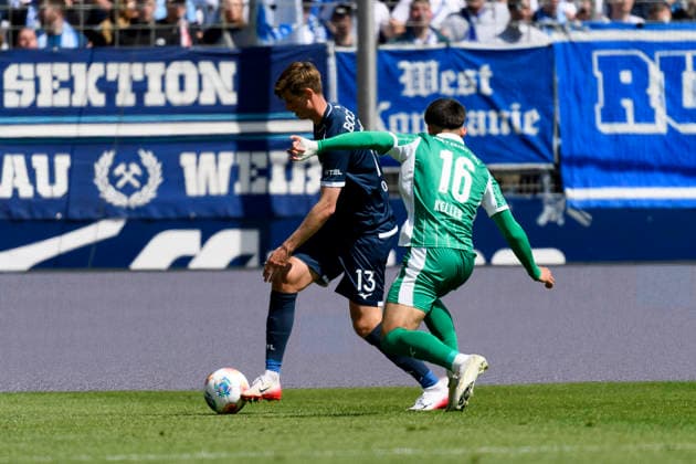 Oliver Olsen VfL Bochum and Aaron Keller SpVgg Greuther Fuerth battle for the ball during the 2 Bundesliga match between VfL Bochum and SpVgg Greuther Fuerth, Vonovia Ruhrstadion on April 26, 2026 in Bochum, Germany Photo by Max Maiwald DeFodi Images Oliver Olsen VfL Bochum and Aaron Keller SpVgg Greuther Fuerth battle for the ball during the 2 Bundesliga match between VfL Bochum and SpVgg Greuther Fürth at Vonovia Ruhrstadion on April 26, 2026 in Bochum, Germany Photo by Max Maiwald DeFodi Images Photo by Max Maiwald DeFodi Images
