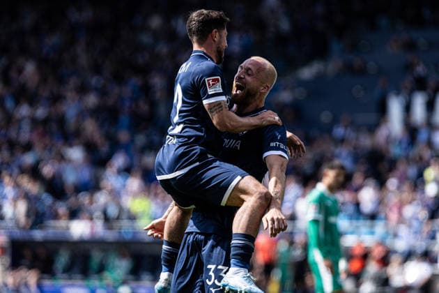 2 Soccer Bundesliga VfL Bochum SpVgg Greuther Fürth 26 04 2026 VfL Bochum celebrates the goal, 2 0 by Philipp Hofmann VfL Bochum, 33 2 Soccer Bundesliga VfL Bochum SpVgg Greuther Fürth Vonovia Ruhrstadion, Bochum 26 04 2026 DFL regulations prohibit any use of photographs as image sequences and or quasi video Copyright: xBEAUTIFULxSPORTS Buriakovx
