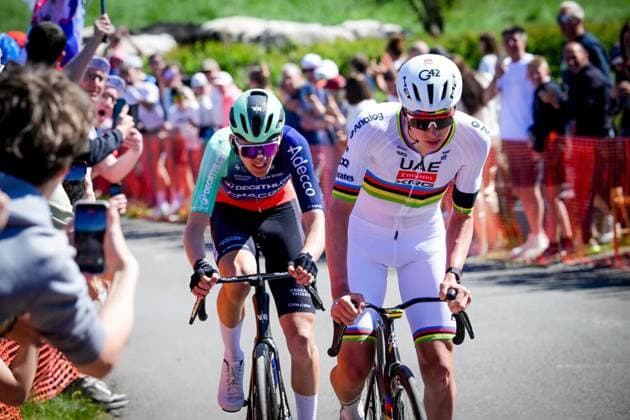 French Paul Seixas of Decathlon CMA CGM Team and Slovenian Tadej Pogacar of UAE Team Emirates-XRG pictured in action during the men elite race of the Liege-Bastogne-Liege UCI World Tour one day cycling race, 259,5km from Liege, over Bastogne to Liege, Sunday 26 April 2026. POOLxBERNARDxPAPON  x172083700x