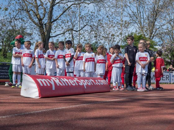 Run-in children with advertising banner Ritter Sport GER, VfB Stuttgart vs SV Meppen, Football, 2 Womens Bundesliga, Matchday 23, Season 2025 2026, 26 04 2026 GER, VfB Stuttgart vs SV Meppen, Football, 2 Womens Bundesliga, Matchday 23, Season 2025 2026, 26 04 2026 Stuttgart Copyright: xEibner-Pressefoto CarstenxSchwerx EP_CSG