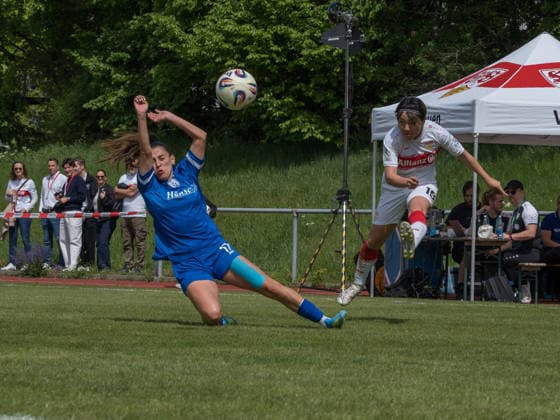 Cross by Muriel Duerr VfB Stuttgart, 17 , Lea Mauly SV Meppen, 19 GER, VfB Stuttgart vs SV Meppen, Football, 2 Womens Bundesliga, Matchday 23, Season 2025 2026, 26 04 2026 GER, VfB Stuttgart vs SV Meppen, Football, 2 Womens Bundesliga, Matchday 23, Season 2025 2026, 26 04 2026 Stuttgart Copyright: xEibner-Pressefoto CarstenxSchwerx EP_CSG