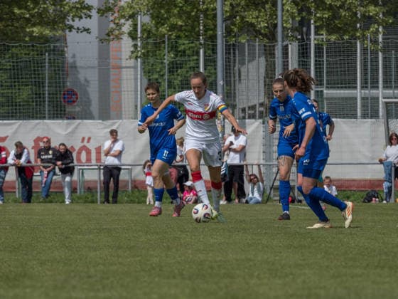 Fabienne Dongus VfB Stuttgart, 33 on the ball GER, VfB Stuttgart vs SV Meppen, Football, 2 Womens Bundesliga, Matchday 23, Season 2025 2026, 26 04 2026 GER, VfB Stuttgart vs SV Meppen, Football, 2 Womens Bundesliga, Matchday 23, Season 2025 2026, 26 04 2026 Stuttgart Copyright: xEibner-Pressefoto CarstenxSchwerx EP_CSG