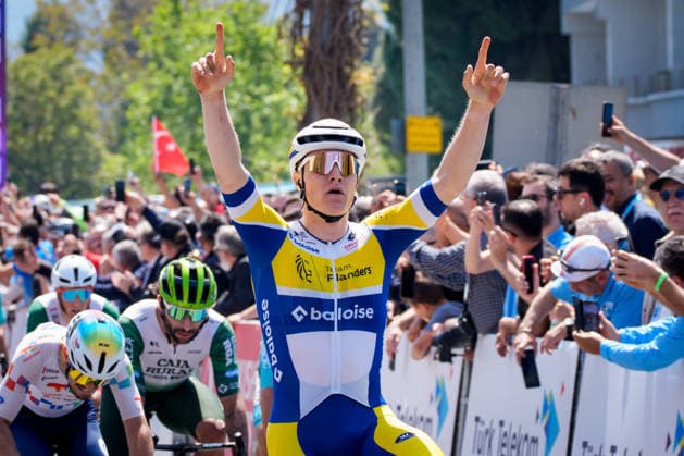 61st Presidential Cycling Tour of Turkiye IZMIR, TURKIYE - APRIL 26: Torn Crabbe of Team Flanders-Baloise celebrates after winning the first stage of the 61st Presidential Cycling Tour of Turkiye, a 148-kilometer route from Cesme to Selcuk, on April 26, 2026 in Izmir, Turkiye. Held under the auspices of the Turkish Presidency and supported by the Turkish Youth and Sports Ministry, the 8-stage race is Turkiye s only event in the ProSeries category on the UCI Europe Tour calendar. Ahmet Serdar Eser Anadolu Izmir Turkey. Editorial use only. Please get in touch for any other usage.  Copyright: x2026xAnadoluxAhmetxSerdarxEserx
